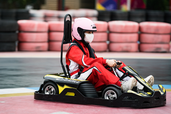 Το πεντάλι Karting ηλεκτρικό πηγαίνει Kart για τα παιδιά, ενήλικος μίνι 750w πηγαίνει Kart